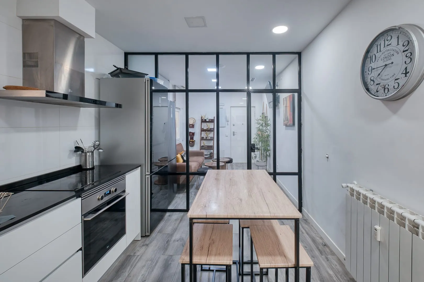 paseo-reina-cristina-11