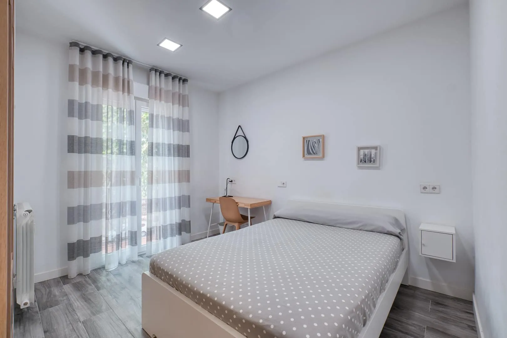 paseo-reina-cristina-21