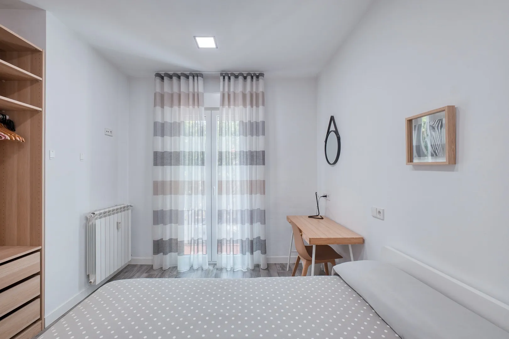 paseo-reina-cristina-23